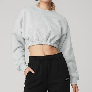 ALO Yoga Cropped Grey Sweatshirt Small